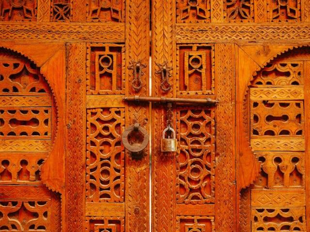 Cornière anti-pince : renforcez votre encadrement de porte Cornière anti-pince : renforcez votre encadrement de porte