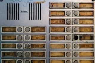 Interphone vidéo à l'entrée d'une maison